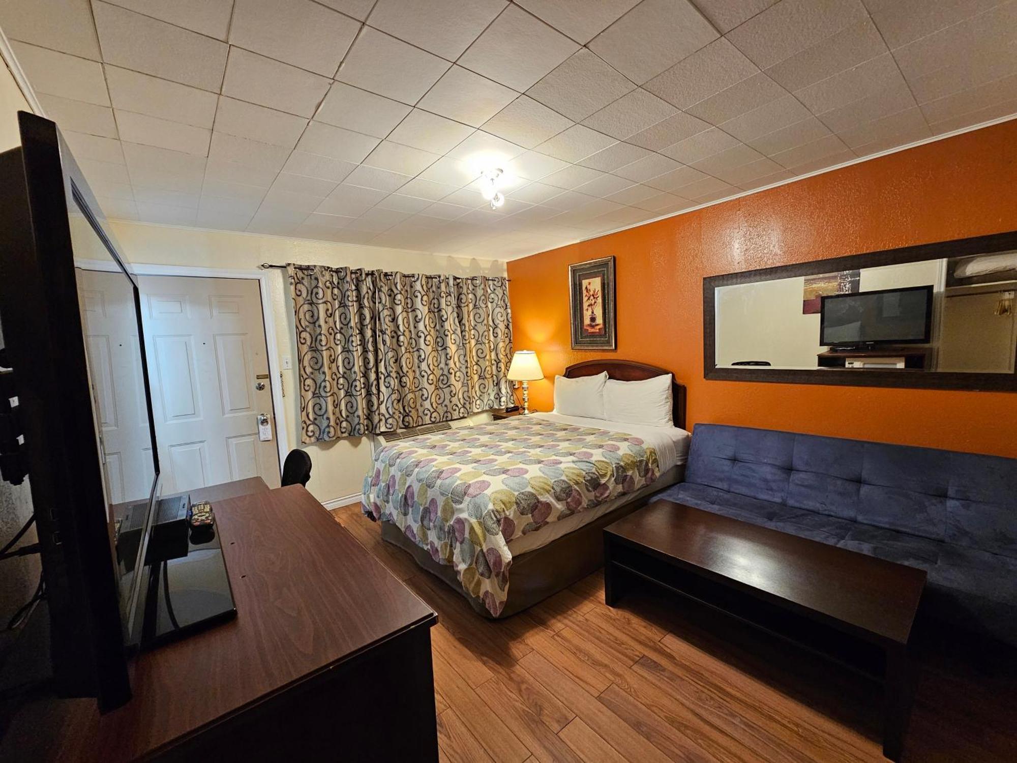 Parkway Motel & European Lodges Pincher Creek Zewnętrze zdjęcie